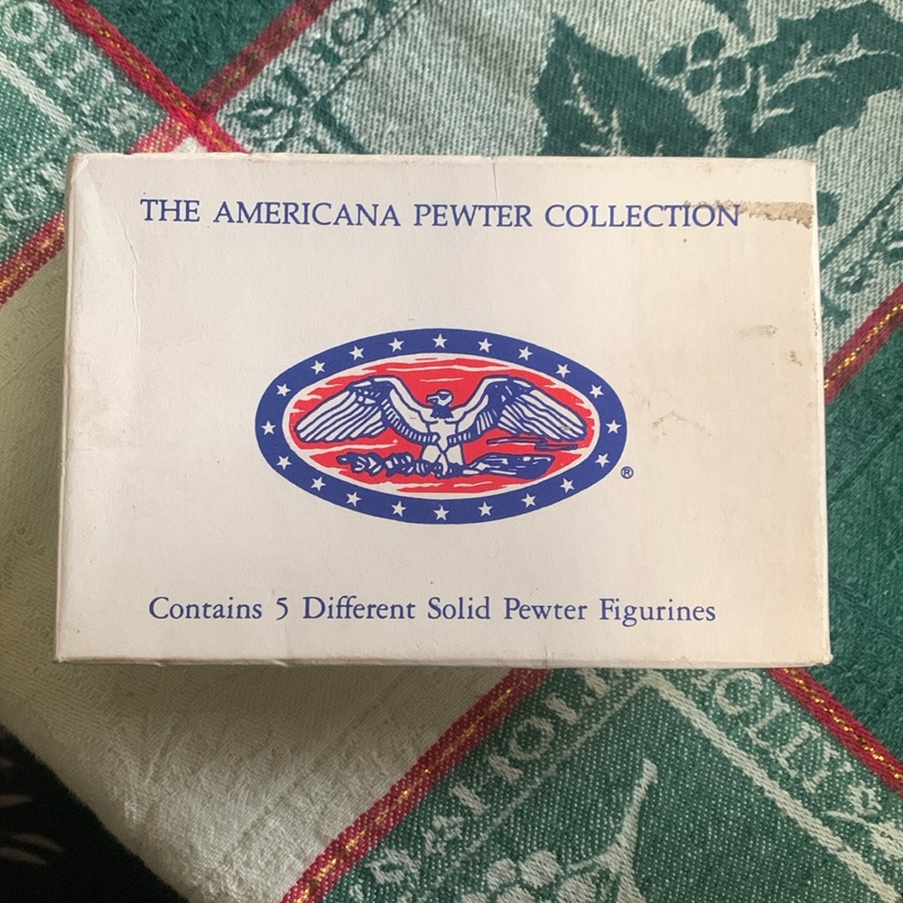 Vintage 1991 International Resourcing Services Inc. The Americana 5 Figurines